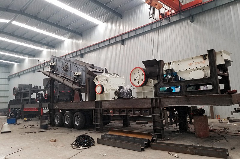 四組合移動破碎站，小型移動砂石粉碎機(jī)