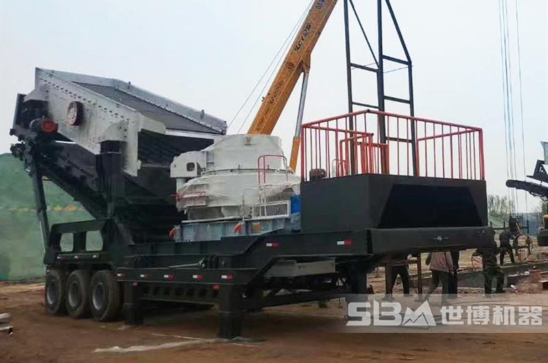 二合一破碎機(jī)制砂機(jī)安裝現(xiàn)場(chǎng)