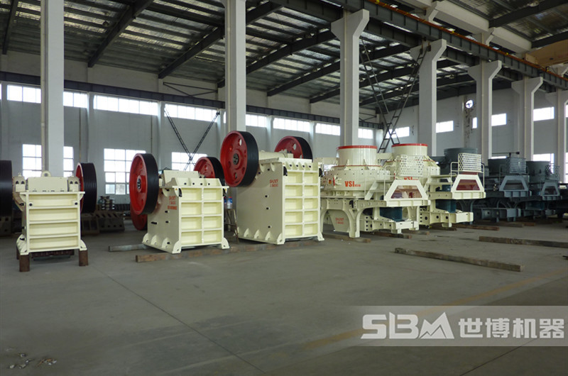 世博機械廠家生產(chǎn)的破碎機和制砂機