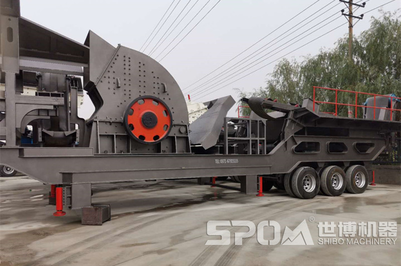 移動重錘破碎機(jī)，重錘破在移動車上使用