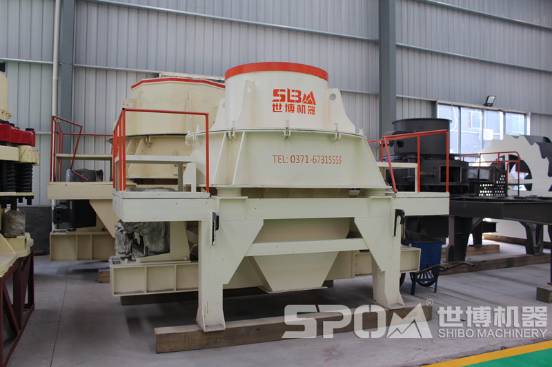 時(shí)產(chǎn)100噸立軸沖擊式制砂機(jī)