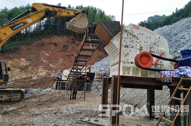 碎石成套設備，配置顎破和反擊破